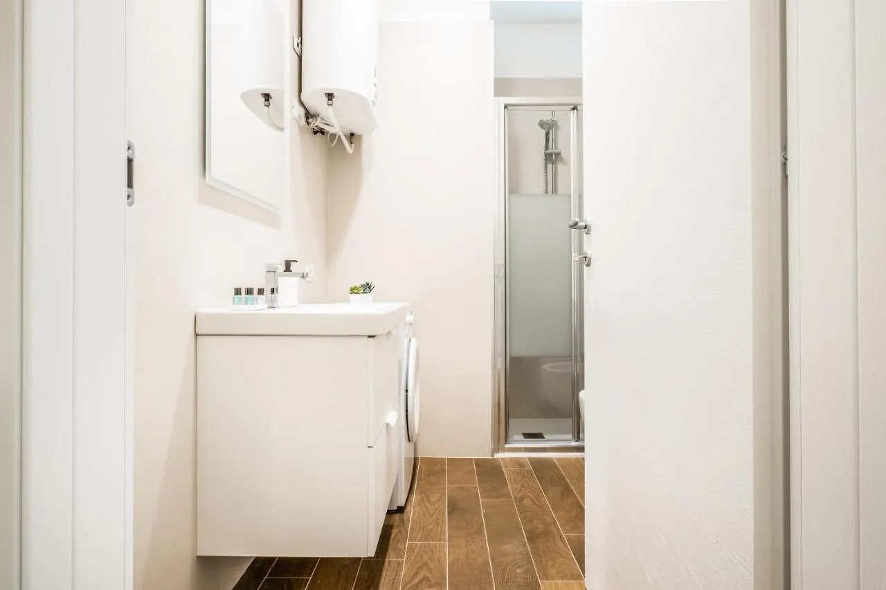 Appartamento City Life House-Red San Siro & Duomo Milano