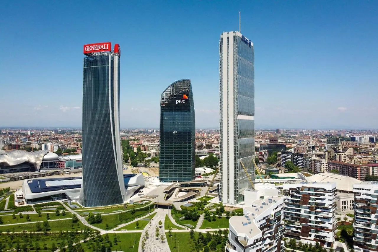 Appartamento City Life House-Red San Siro & Duomo Milano Italia